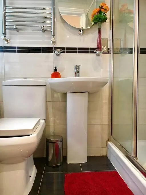 One Bedroom Flat In Central London 0*,